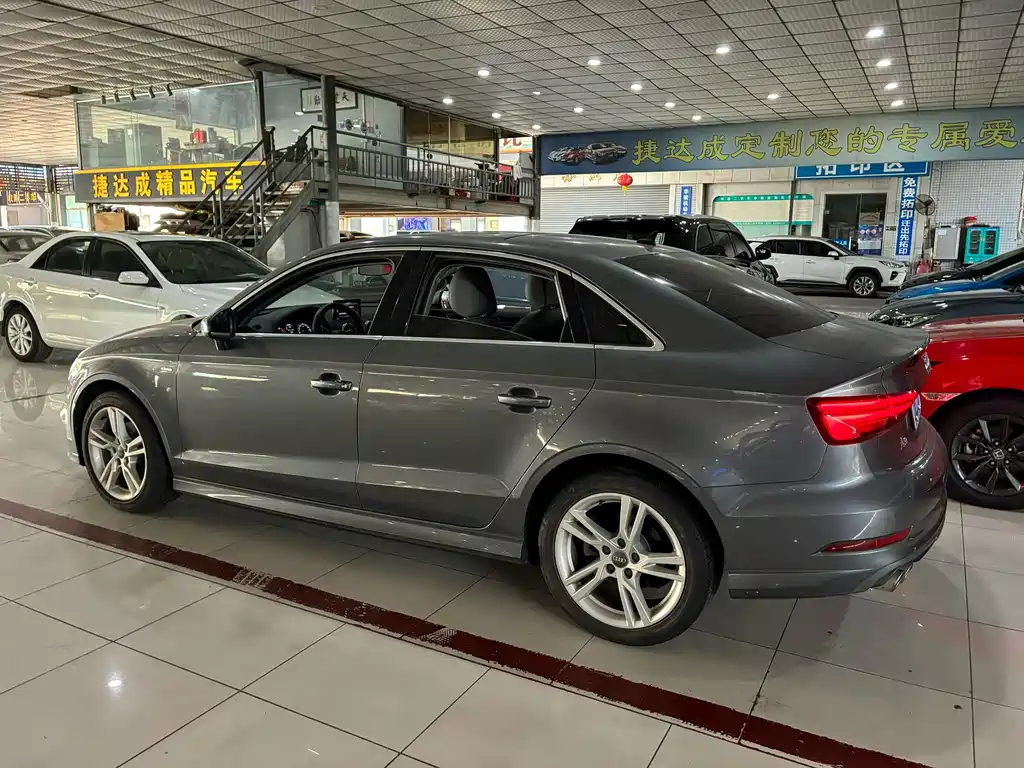 Audi A3 — миниатюра 9