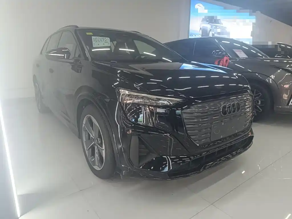 Audi Q5 e-tron — миниатюра 4
