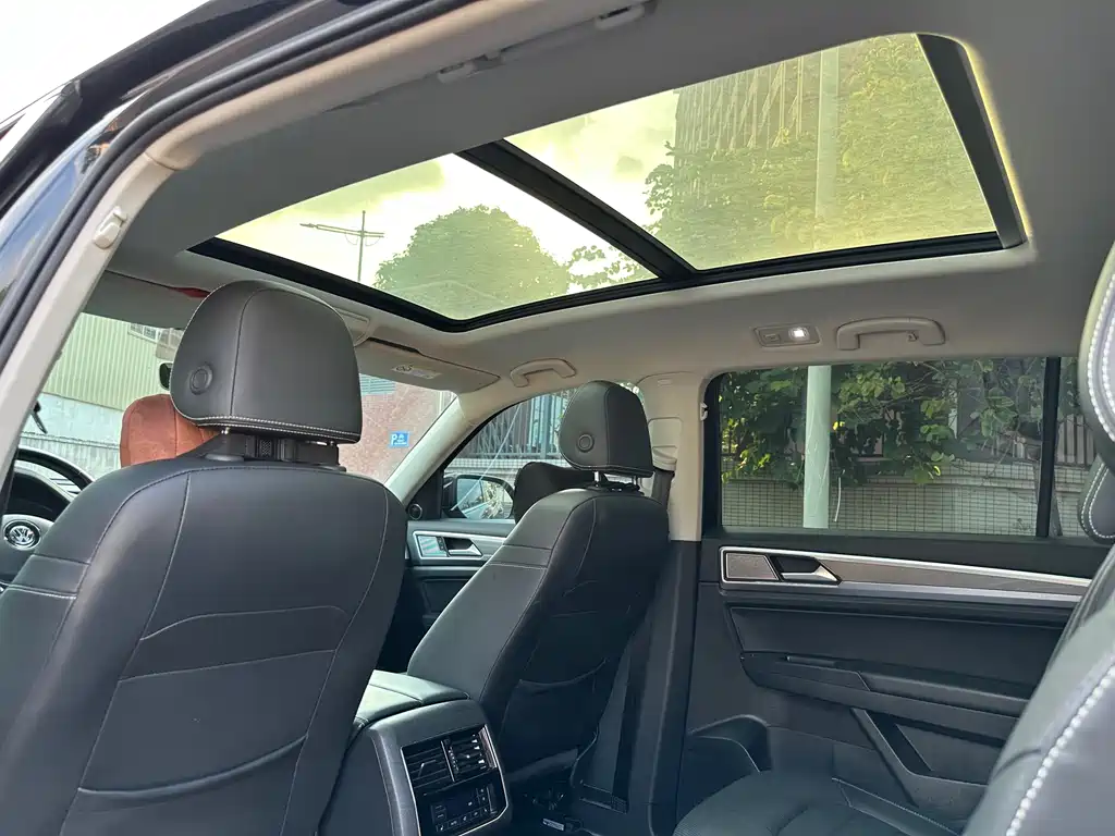 Volkswagen Teramont — миниатюра 19