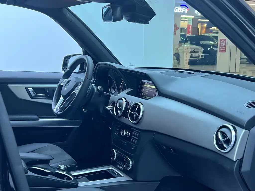 Mercedes-Benz GLK-Class — миниатюра 25