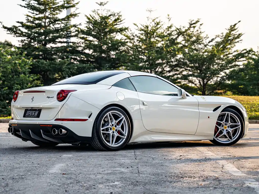 Ferrari California T — миниатюра 3