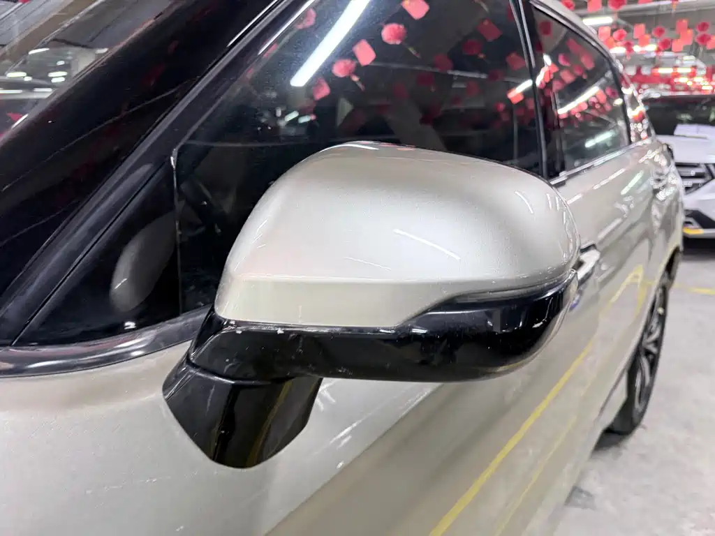 Honda UR-V — миниатюра 6