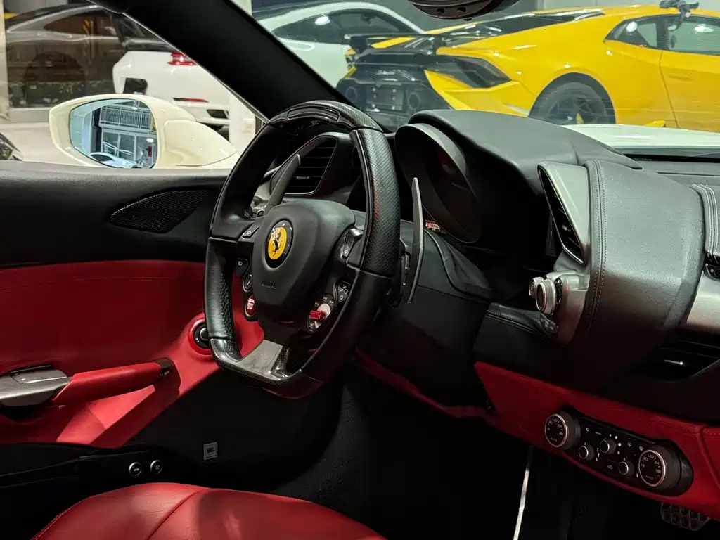 Ferrari 488 — миниатюра 18