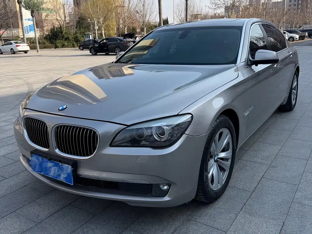 BMW 7 Series 2011