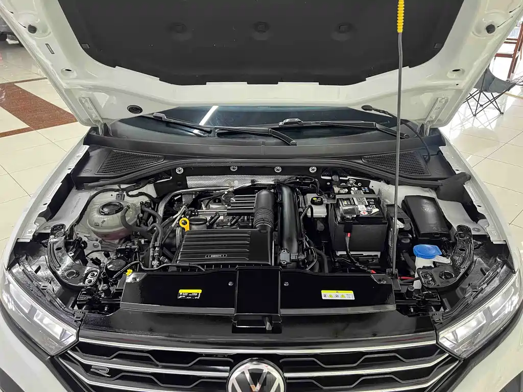 Volkswagen T-Roc — миниатюра 24