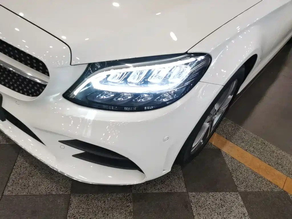 Mercedes-Benz C-Class — миниатюра 24