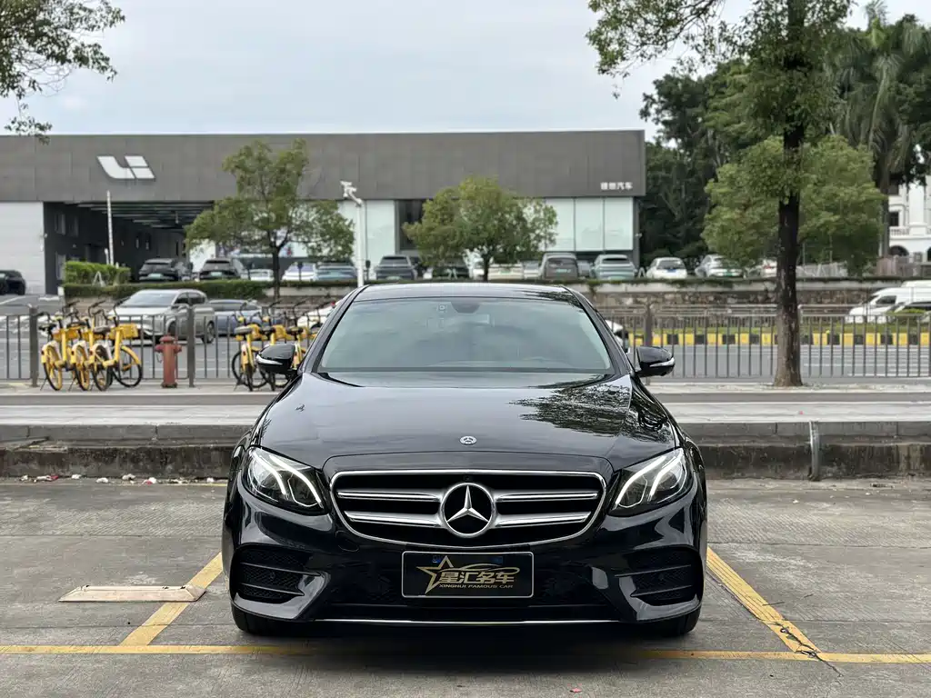 MERCEDES-BENZ E CLASS