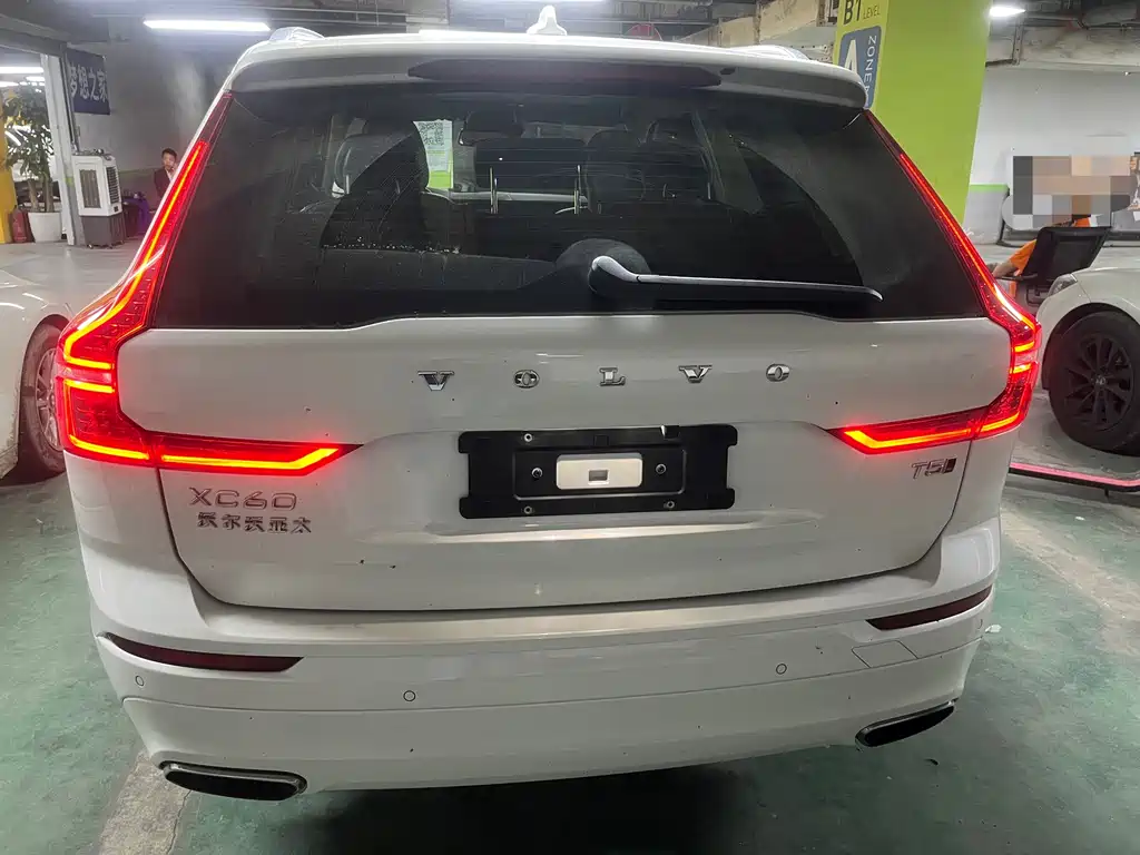 Volvo XC60 — миниатюра 8