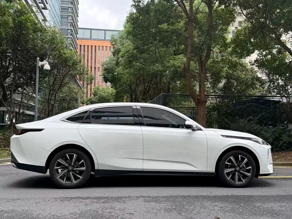 Changan Eado — миниатюра 5
