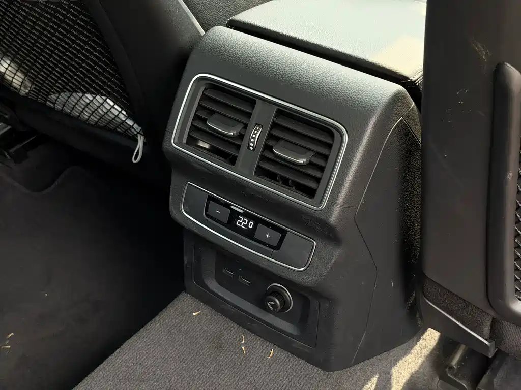 Audi Q5L — миниатюра 14