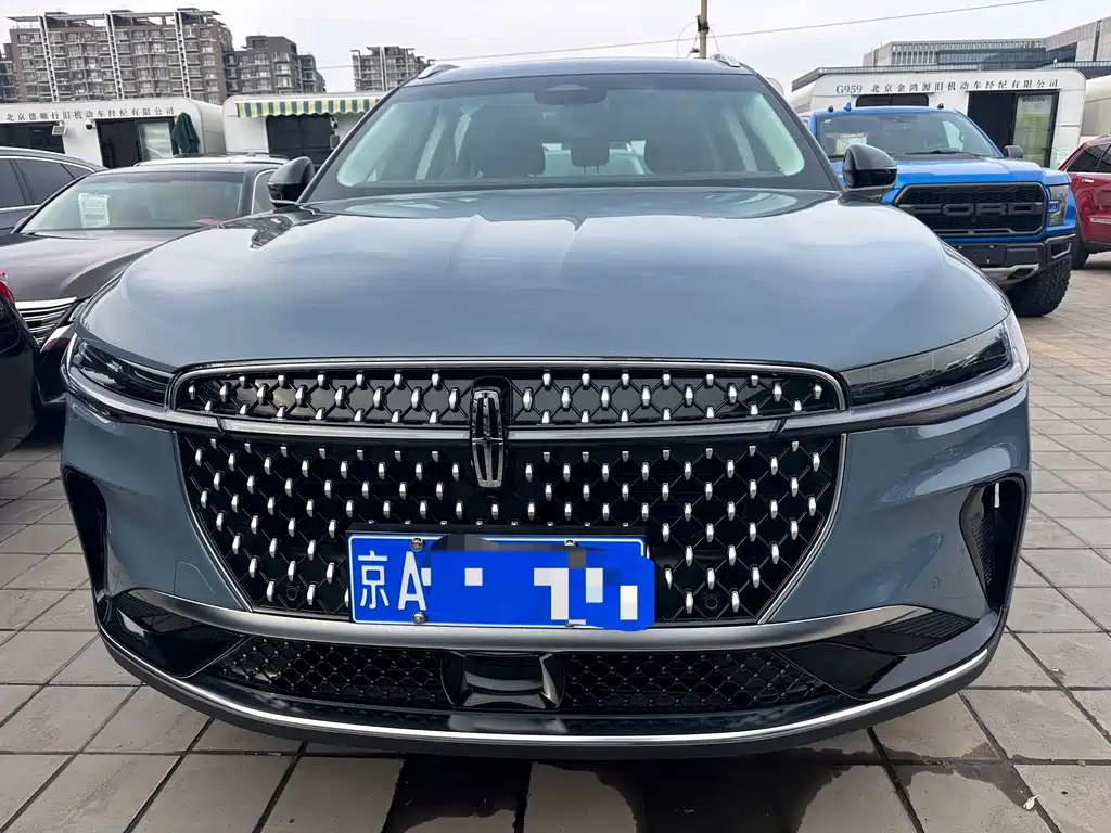 Lincoln Nautilus — миниатюра 2