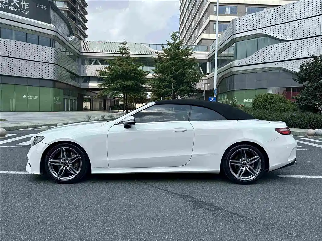 Mercedes-Benz E-Class (Import) — миниатюра 10