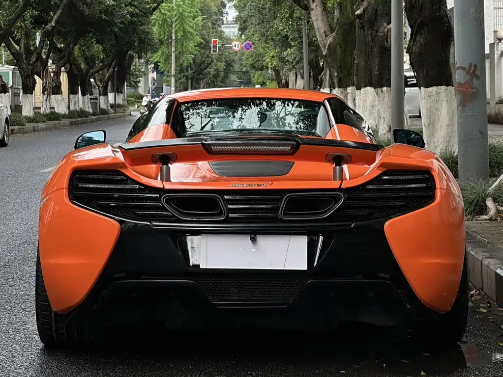 McLaren 12C — миниатюра 4