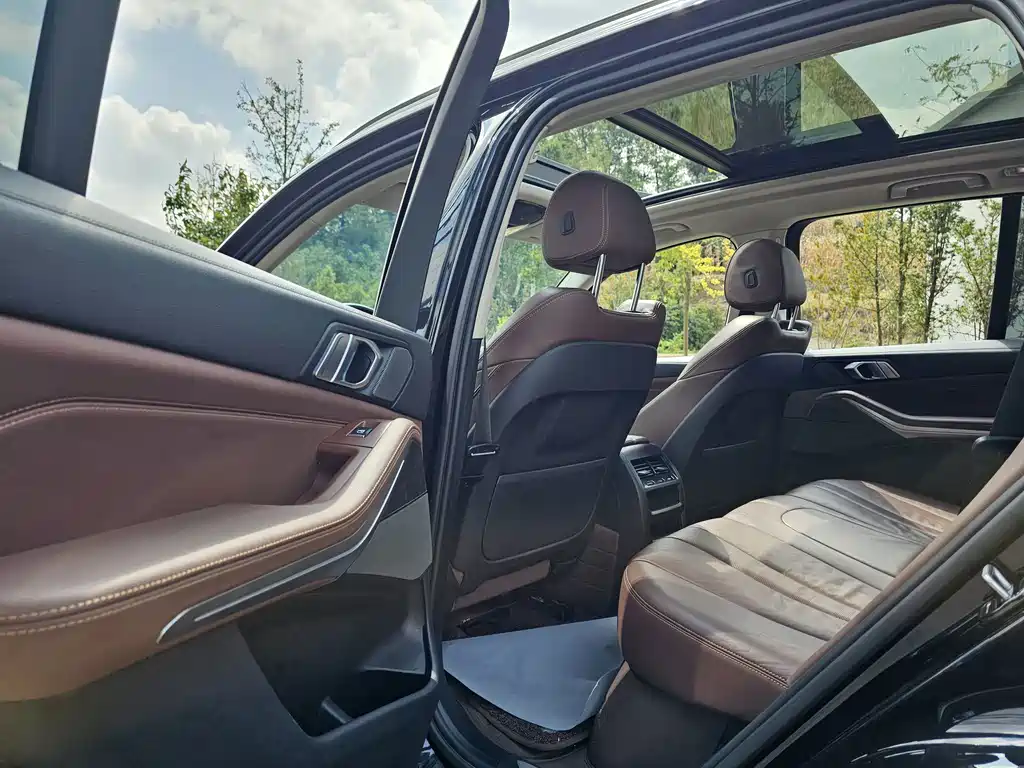 BMW X5 (Import) — миниатюра 18