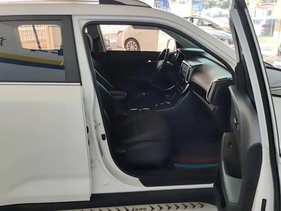 Hyundai ix35 — миниатюра 8
