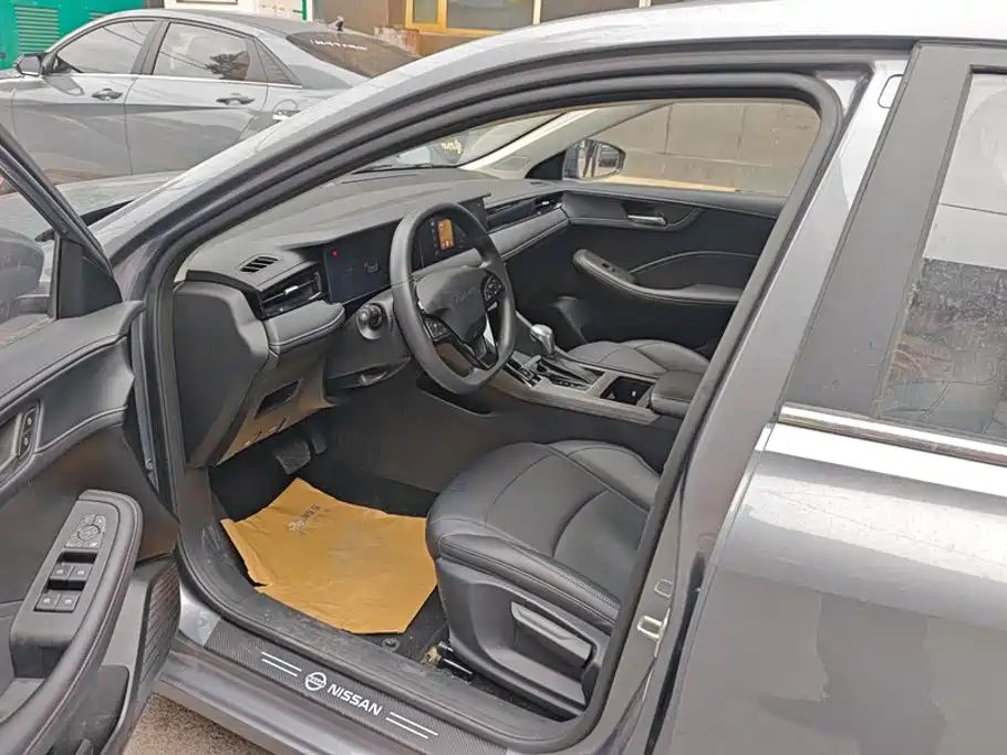 Roewe i5 — миниатюра 9