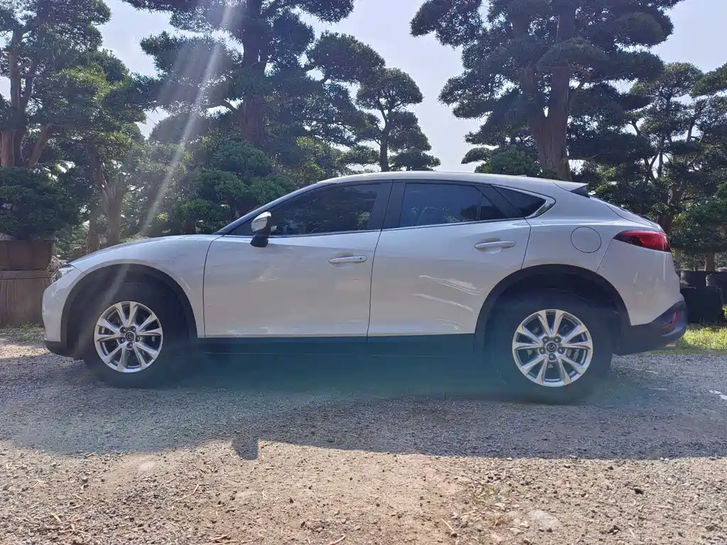 MAZDA CX 4