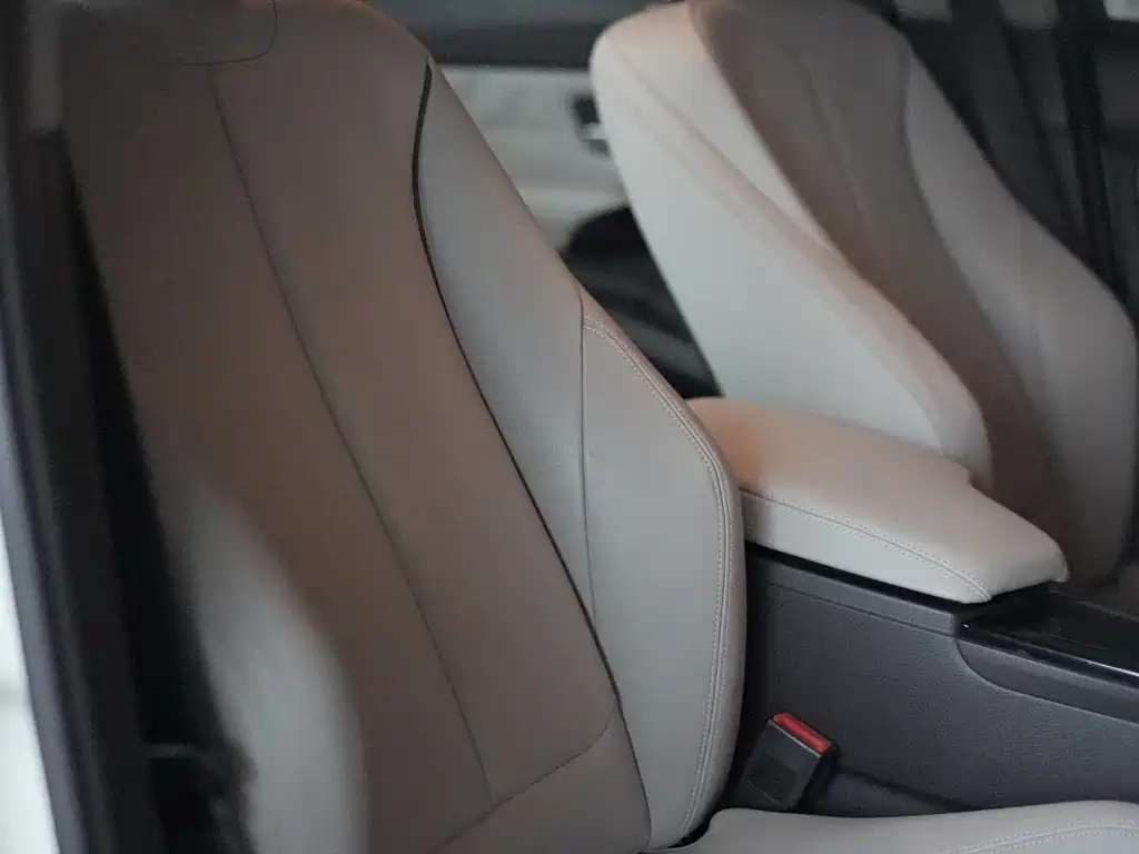 BMW 3 Series — миниатюра 22