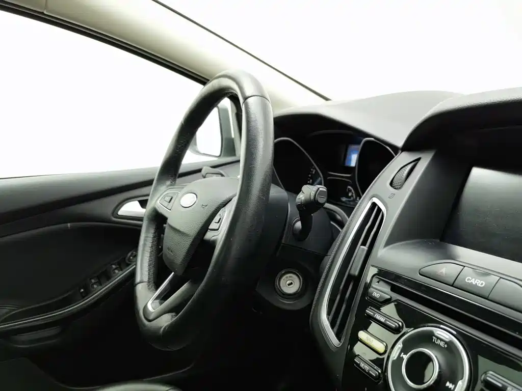 Ford Focus — миниатюра 22