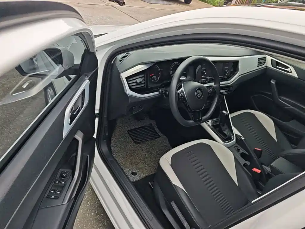 Volkswagen Polo — миниатюра 16