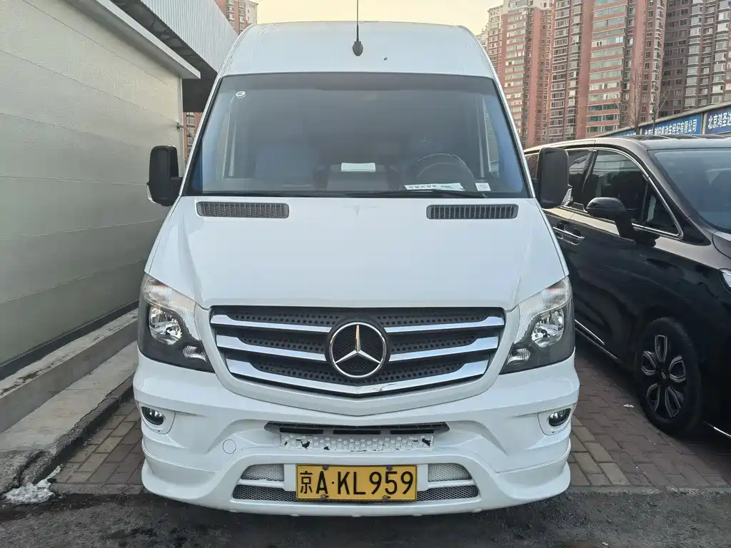 Mercedes-Benz Sprinter 2015 3.5L AT