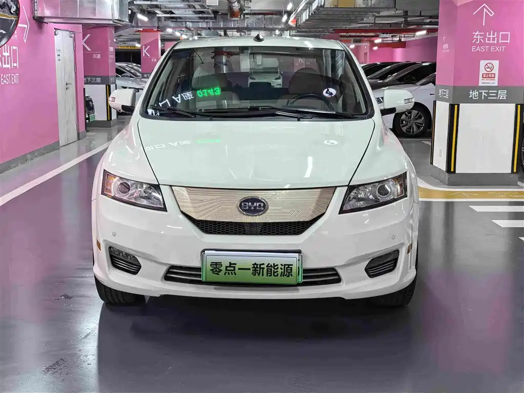 BYD e6 — миниатюра 2