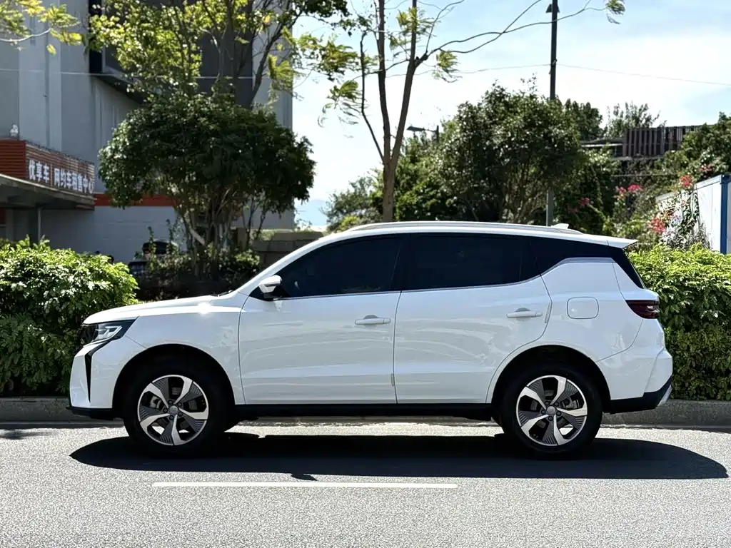 Geely Haoyue PRO — миниатюра 7