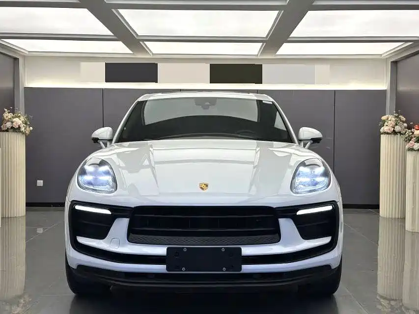 Porsche Macan — миниатюра 2