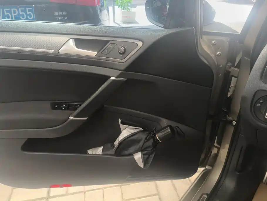 Volkswagen Golf — миниатюра 7