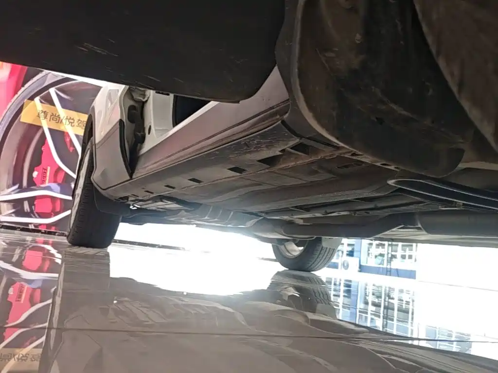 Ford Kuga — миниатюра 21