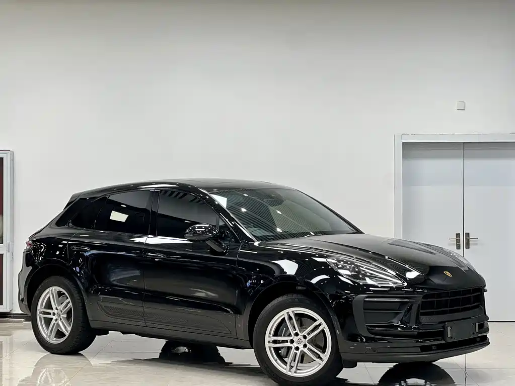 Porsche Macan — миниатюра 3
