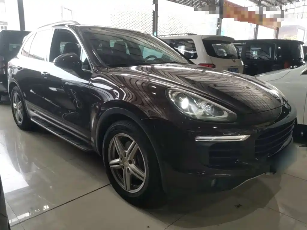 Porsche Cayenne — миниатюра 4