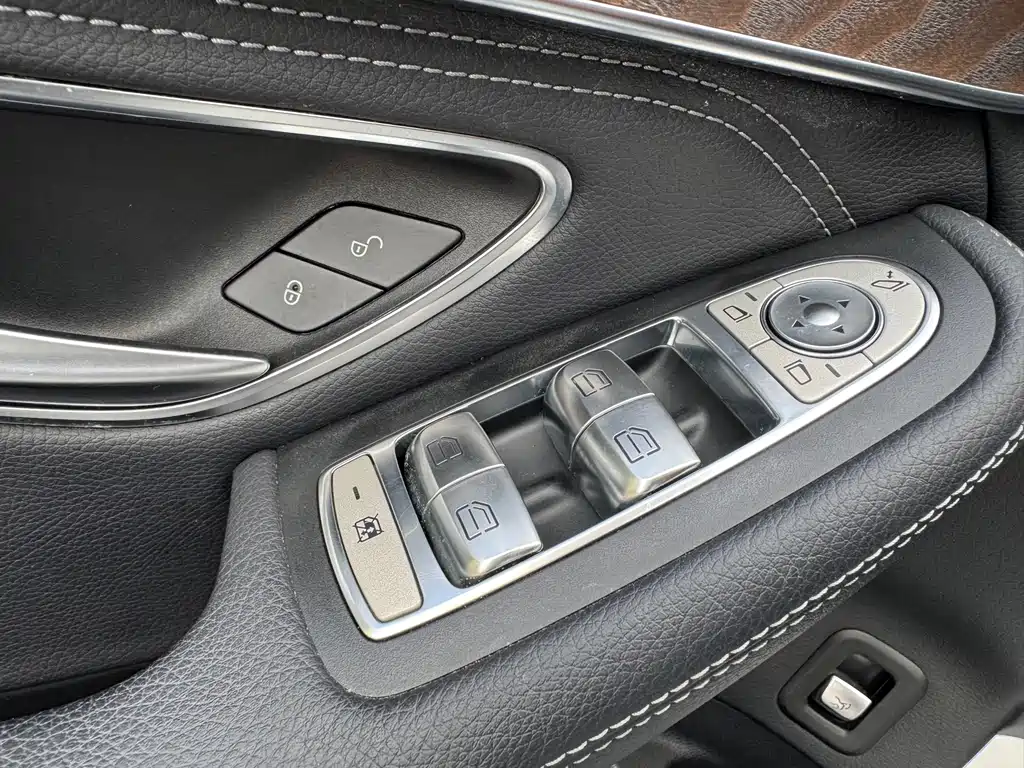Mercedes-Benz GLC — миниатюра 20