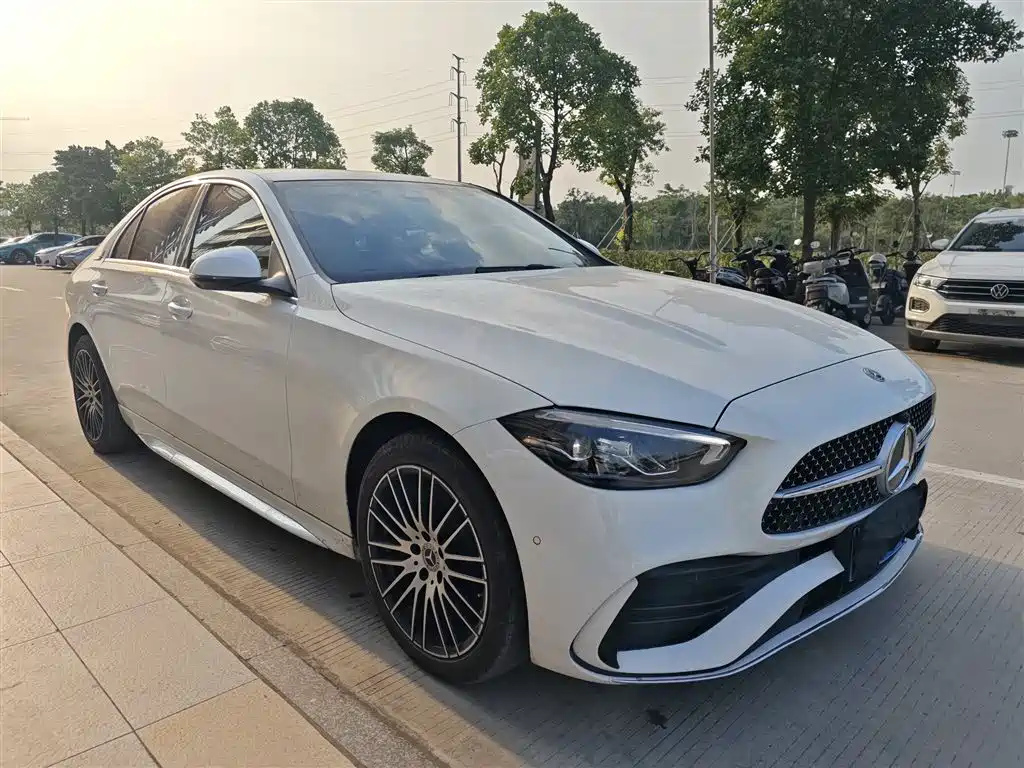 Mercedes-Benz C-Class — миниатюра 5