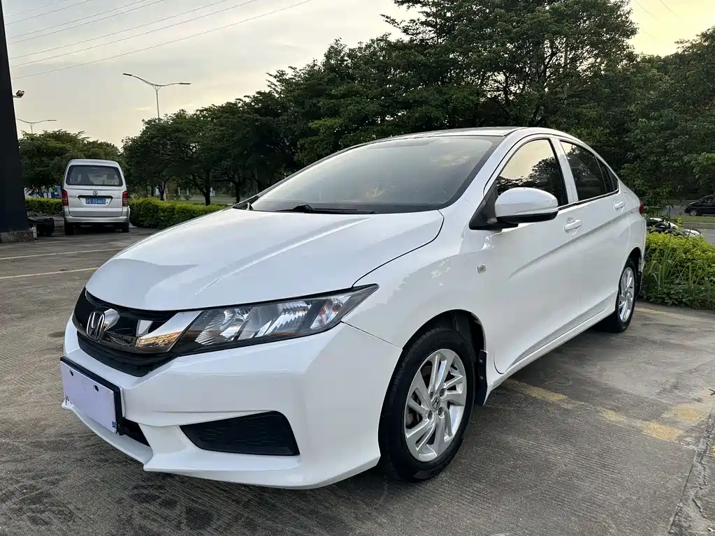 Купить Honda City
