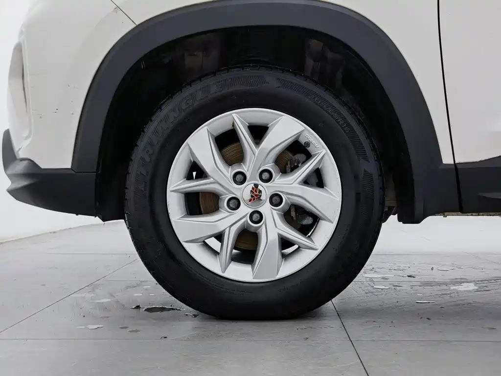 Wuling Hongguang S3 — миниатюра 17