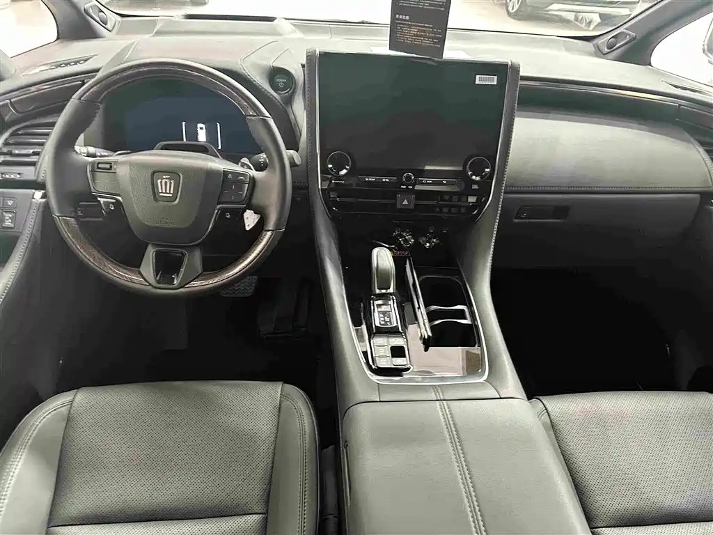 Toyota Vellfire — миниатюра 15