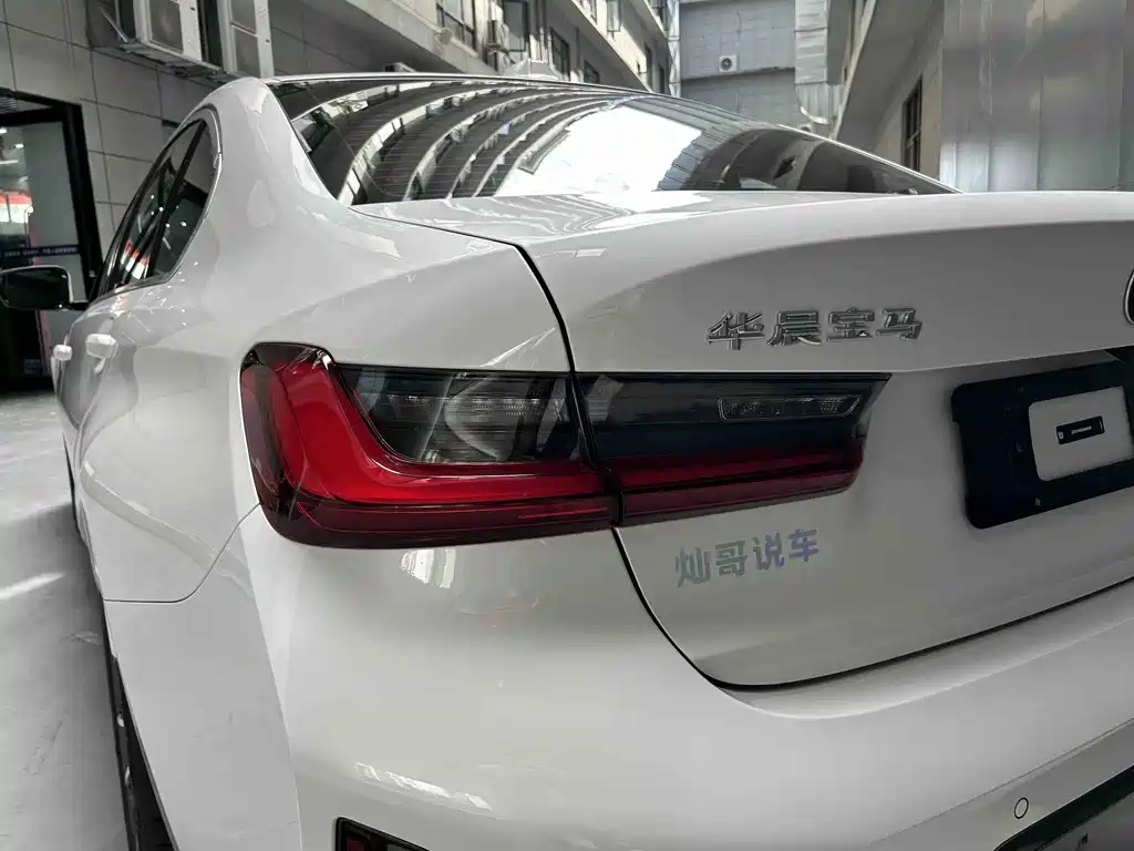 BMW 3 Series — миниатюра 6