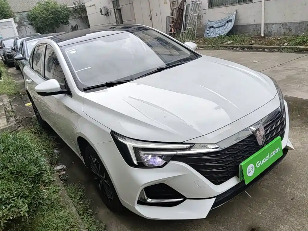 Roewe i6 MAX New Energy — миниатюра 4
