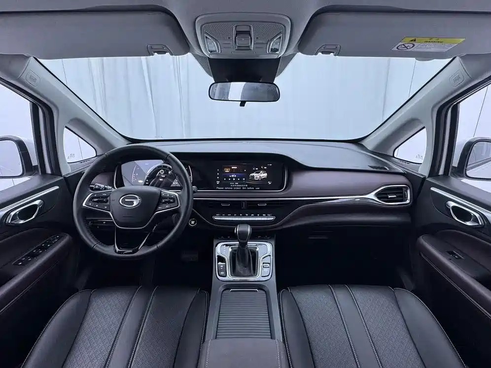 GAC Trumpchi M6 2021 — фото 10