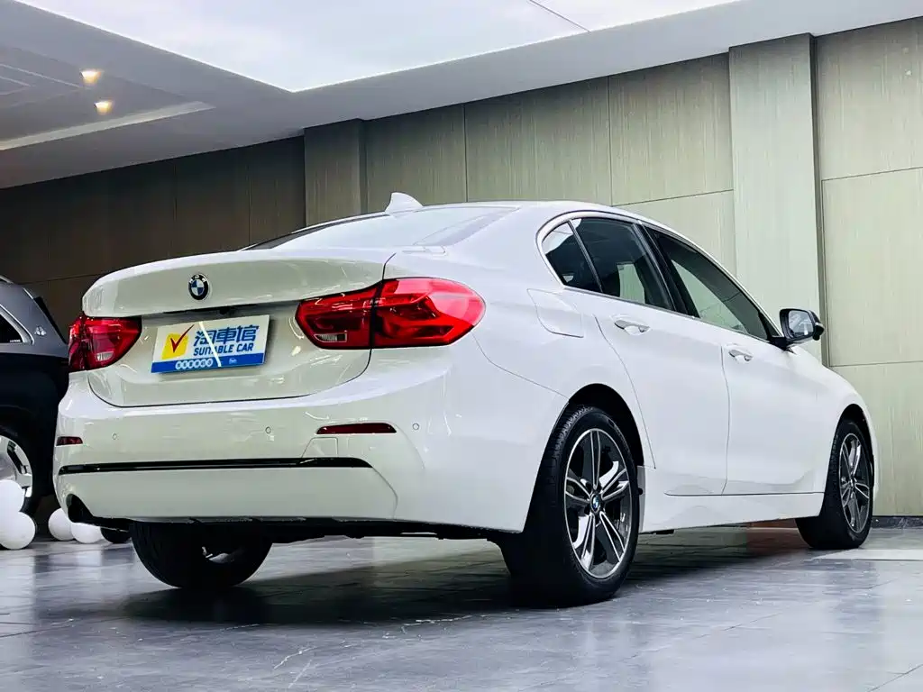 BMW 1 Series - фото 4