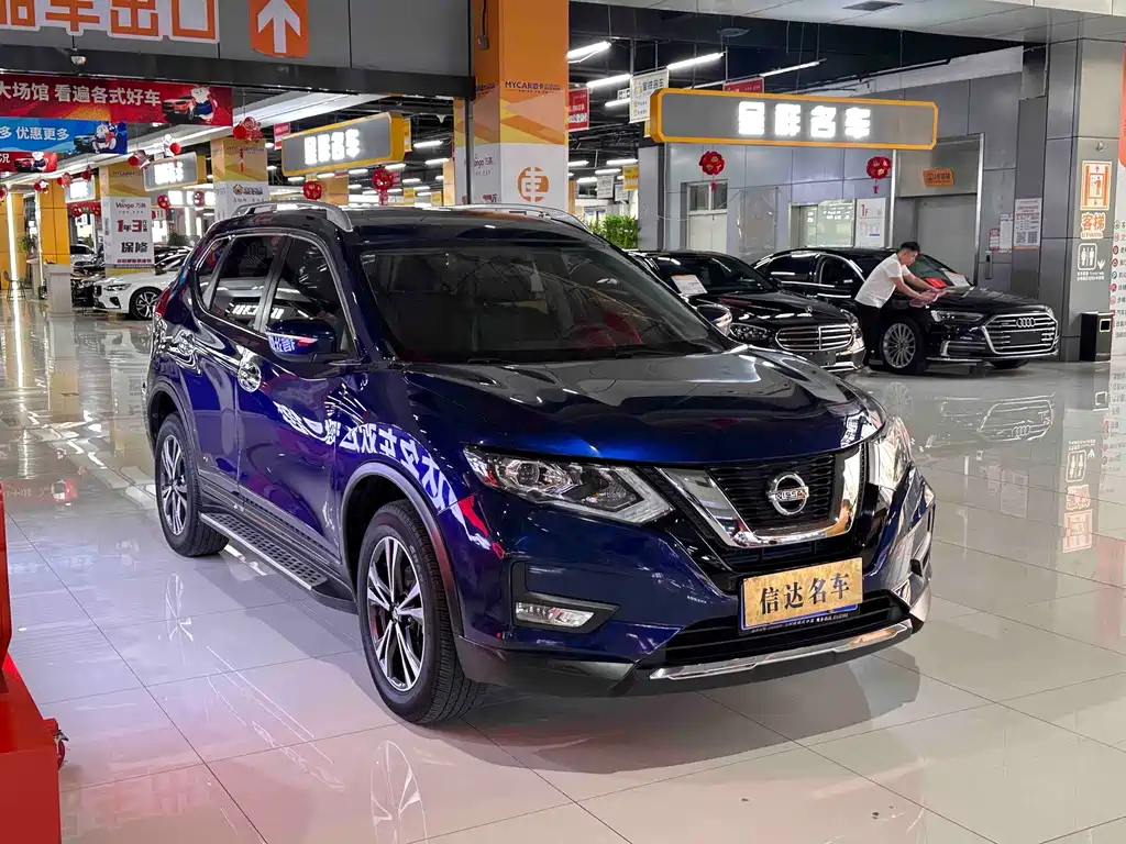 NISSAN QIJUN