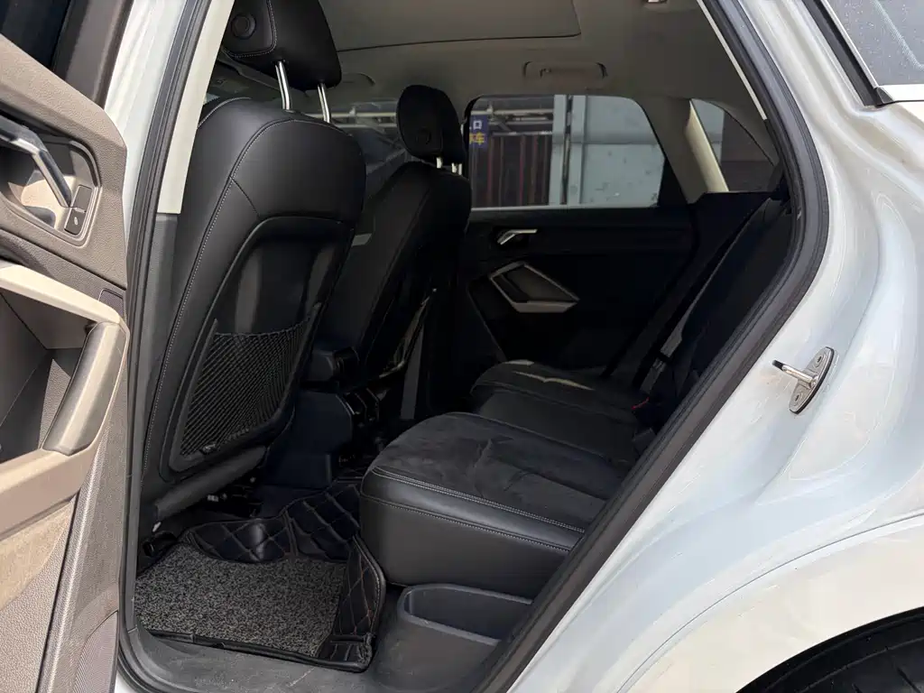 Audi Q3 — миниатюра 5
