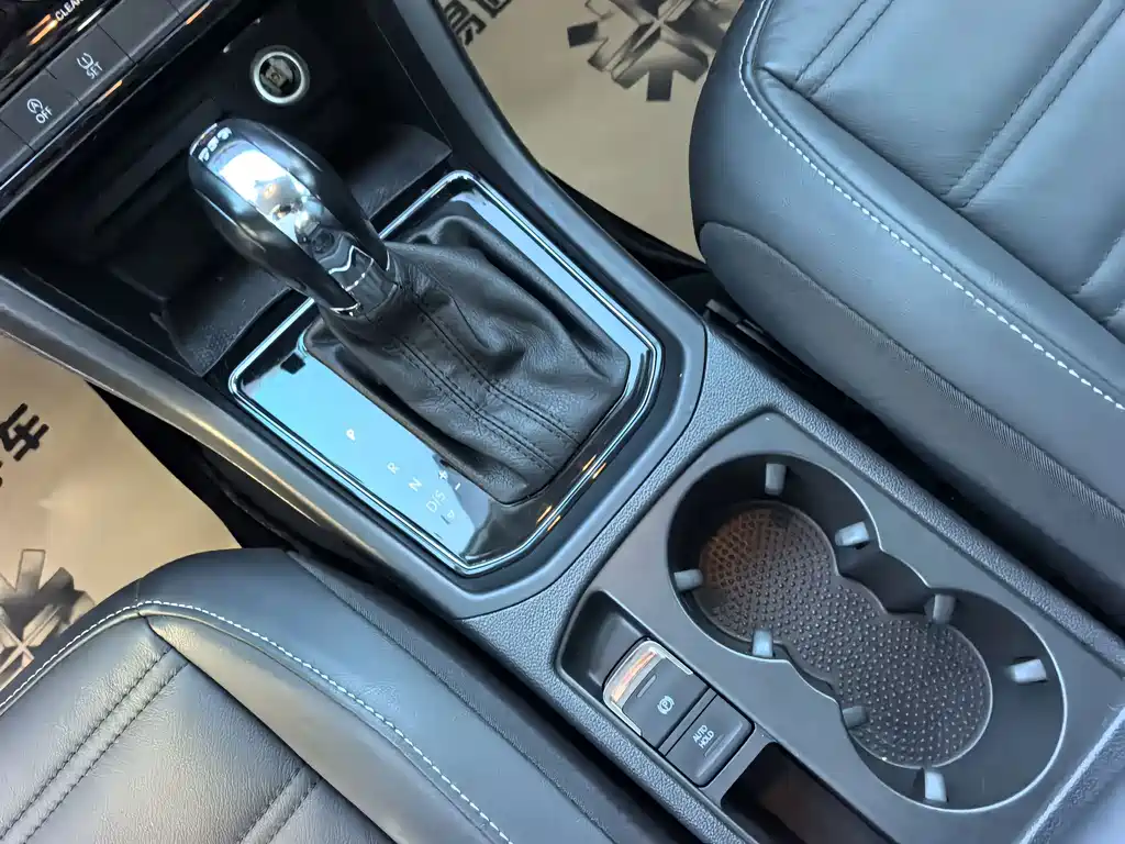 Volkswagen Touran — миниатюра 12