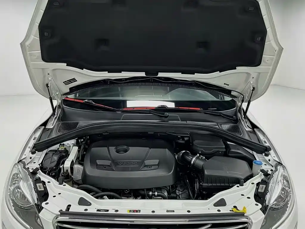 Volvo XC60 — миниатюра 22