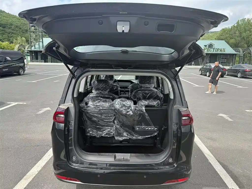 GAC M6 2023 PRO 270T DCT Luxury