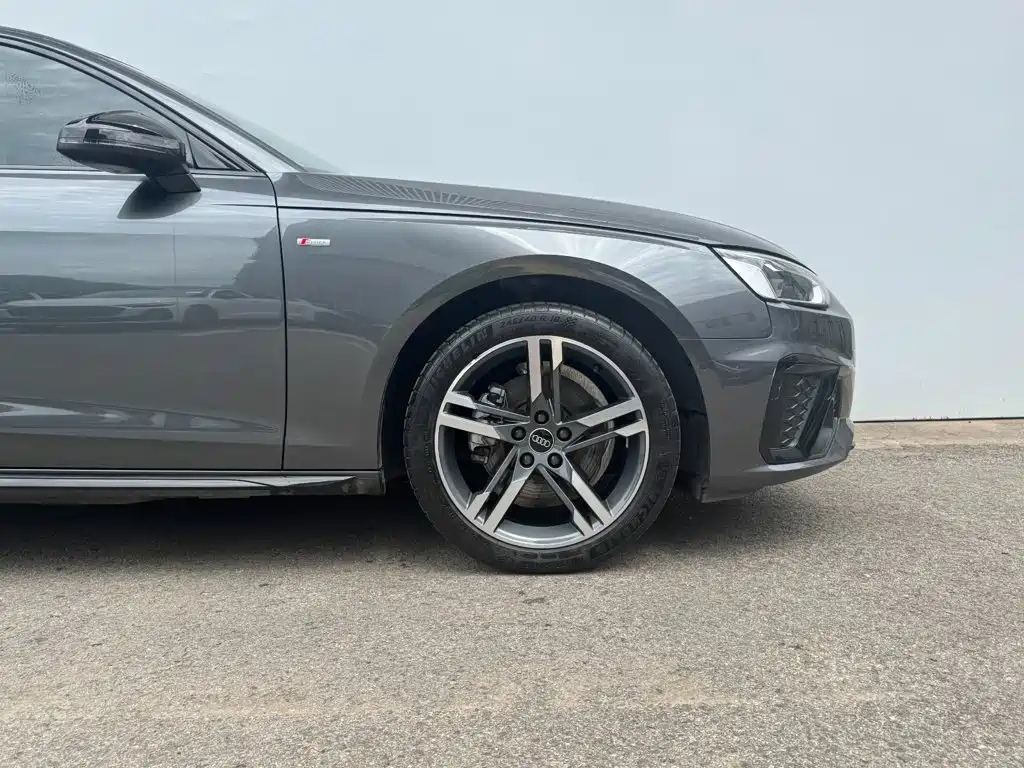 Audi A4L — миниатюра 8