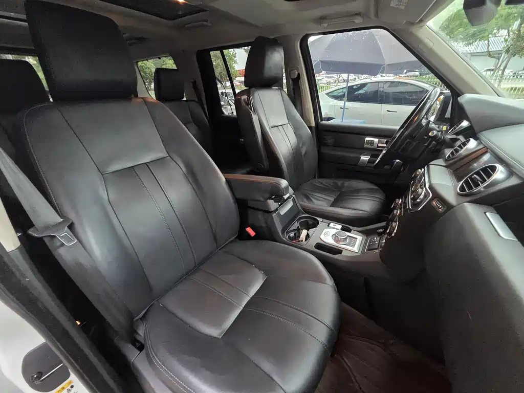 Land Rover Discovery — миниатюра 10