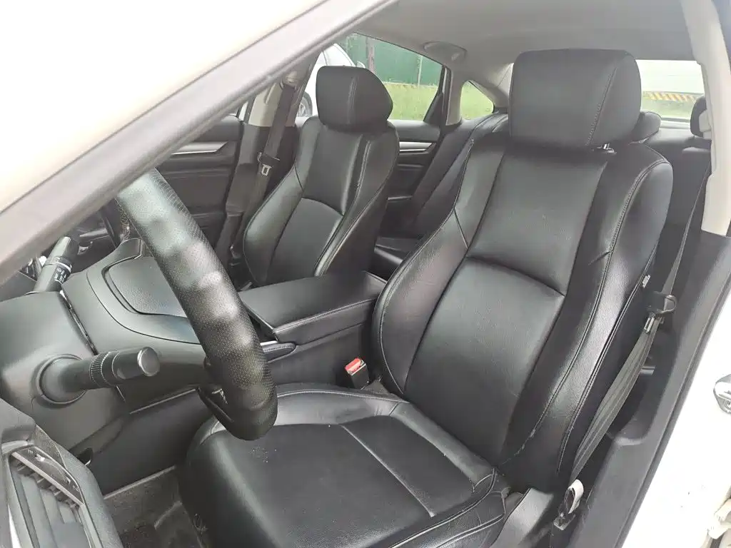Honda Accord — миниатюра 11