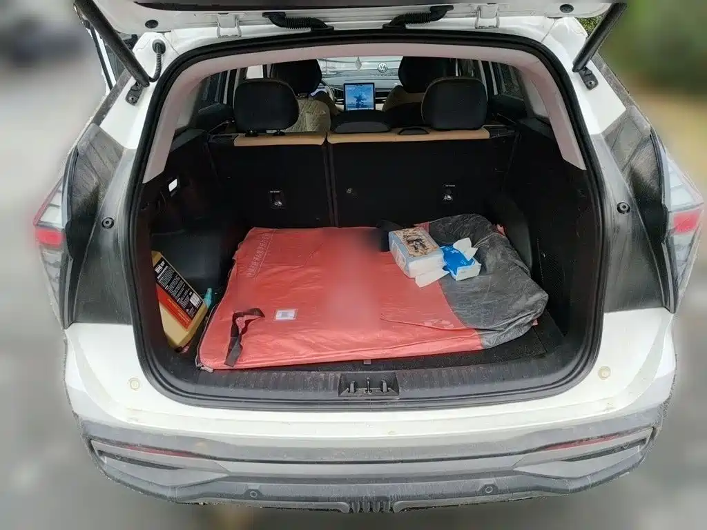 Geely Boyue L — миниатюра 15